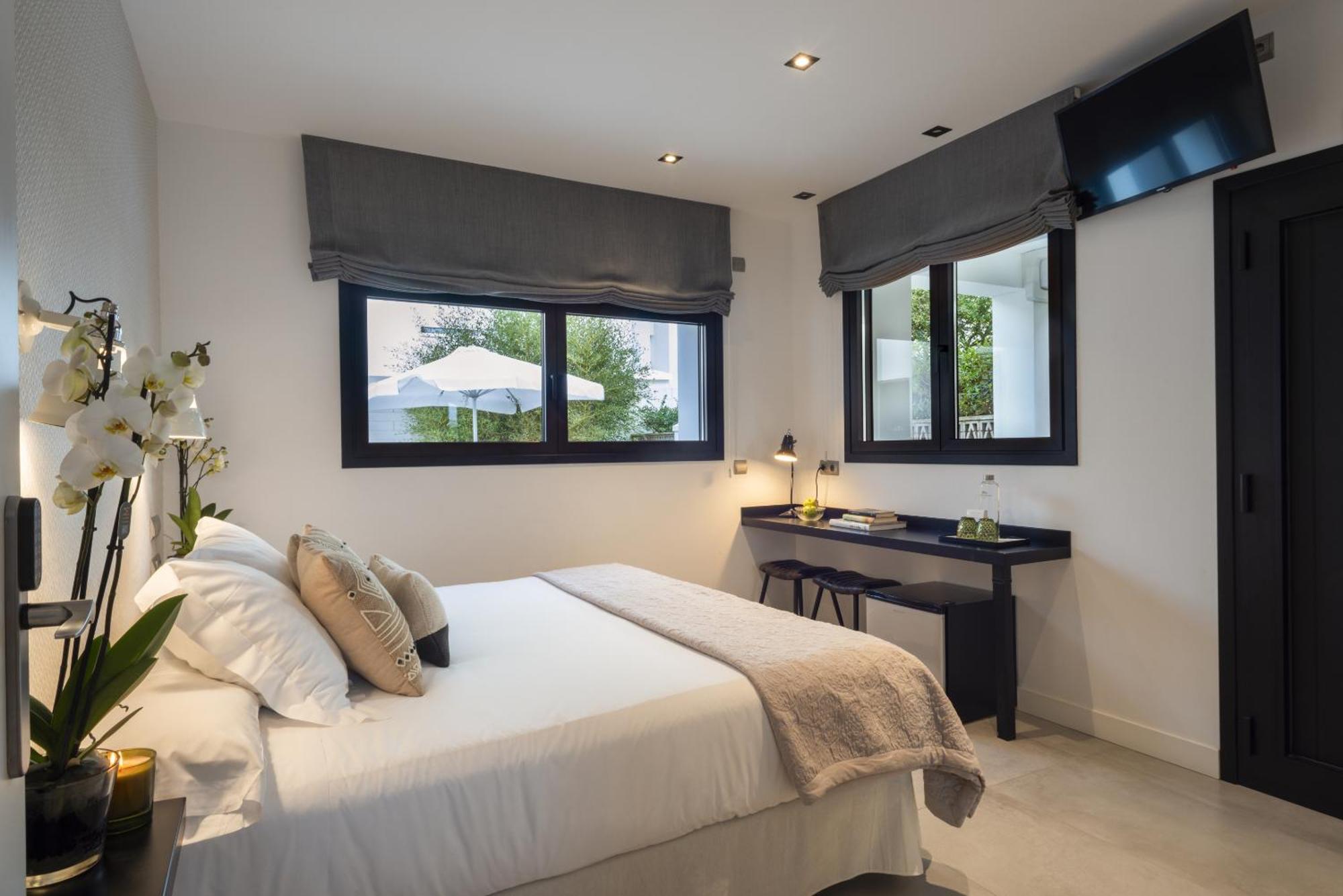 La Playa Suites Suances Quarto foto